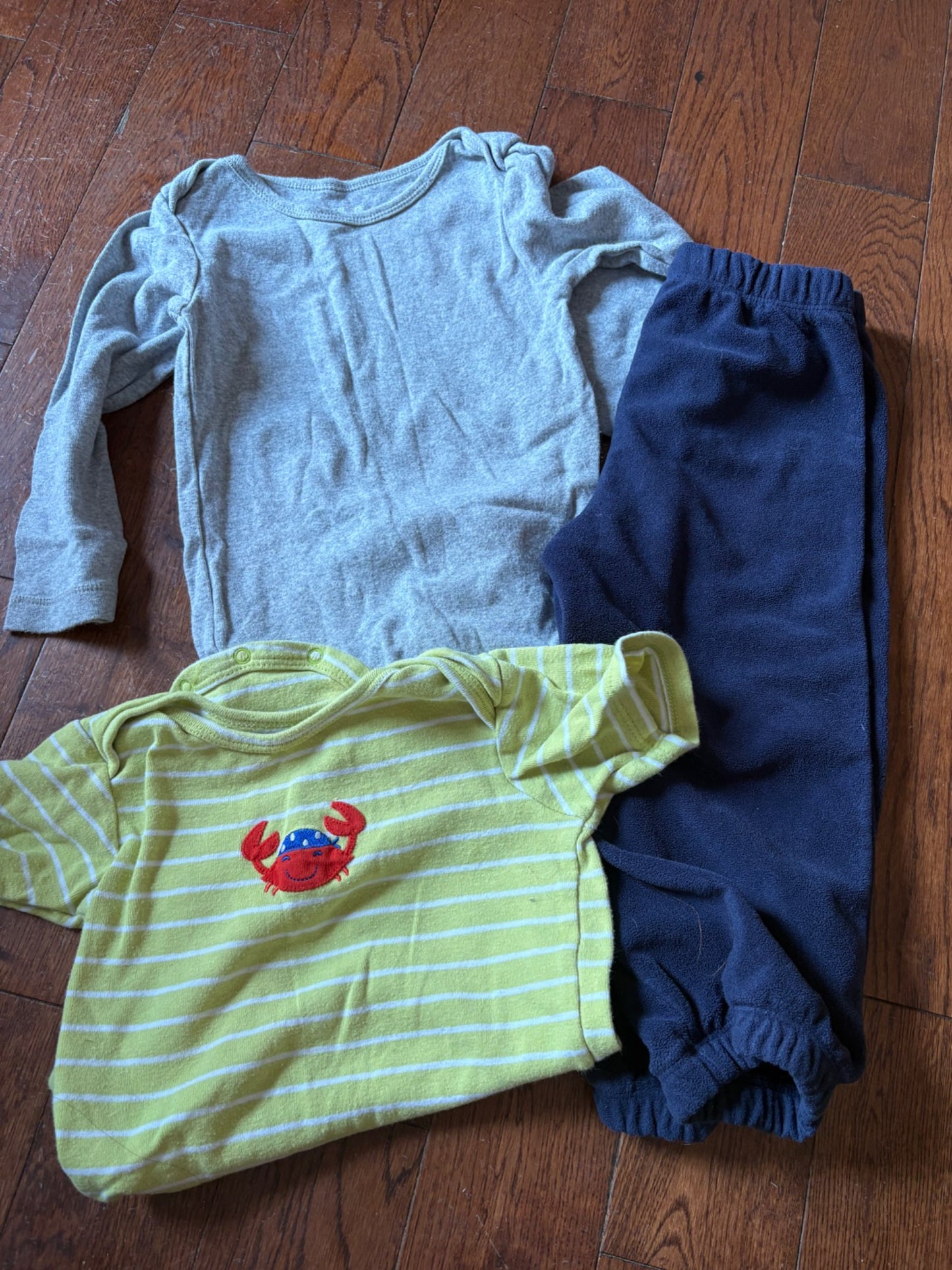 2 onesies and pants 24 months , Kids 24 Month (18-24M)