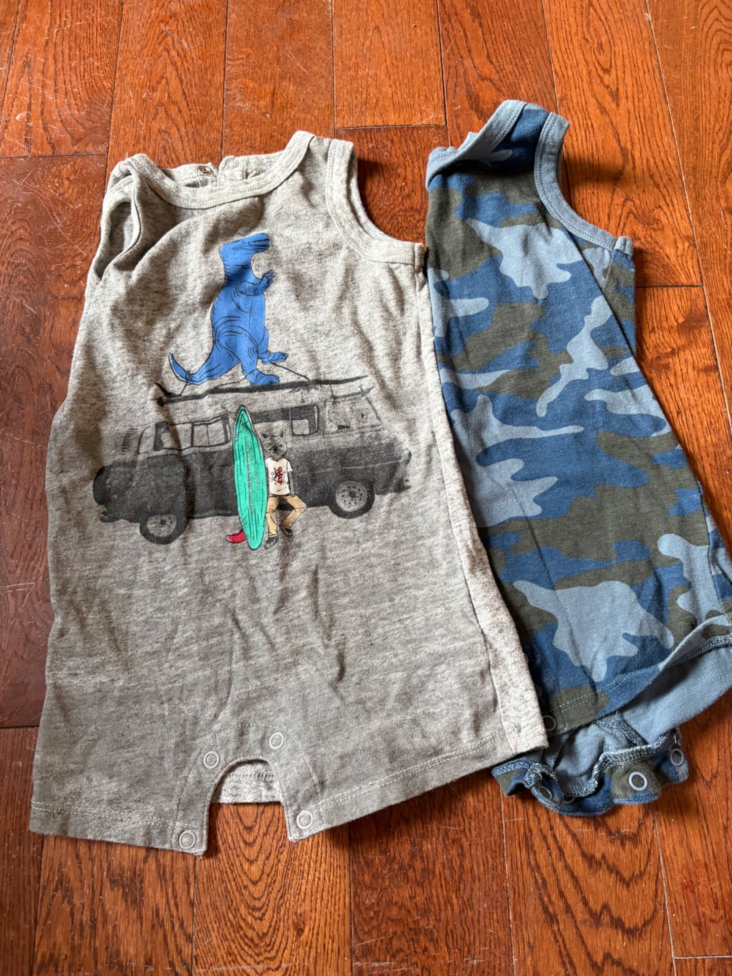 2 Joe Fresh Rompers 12-18 months , Kids 18 Month (12-18M)