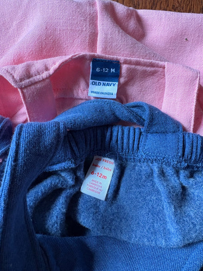 Girl Old Navy overalls 6-12 months , Kids 9 Month (6-9M)