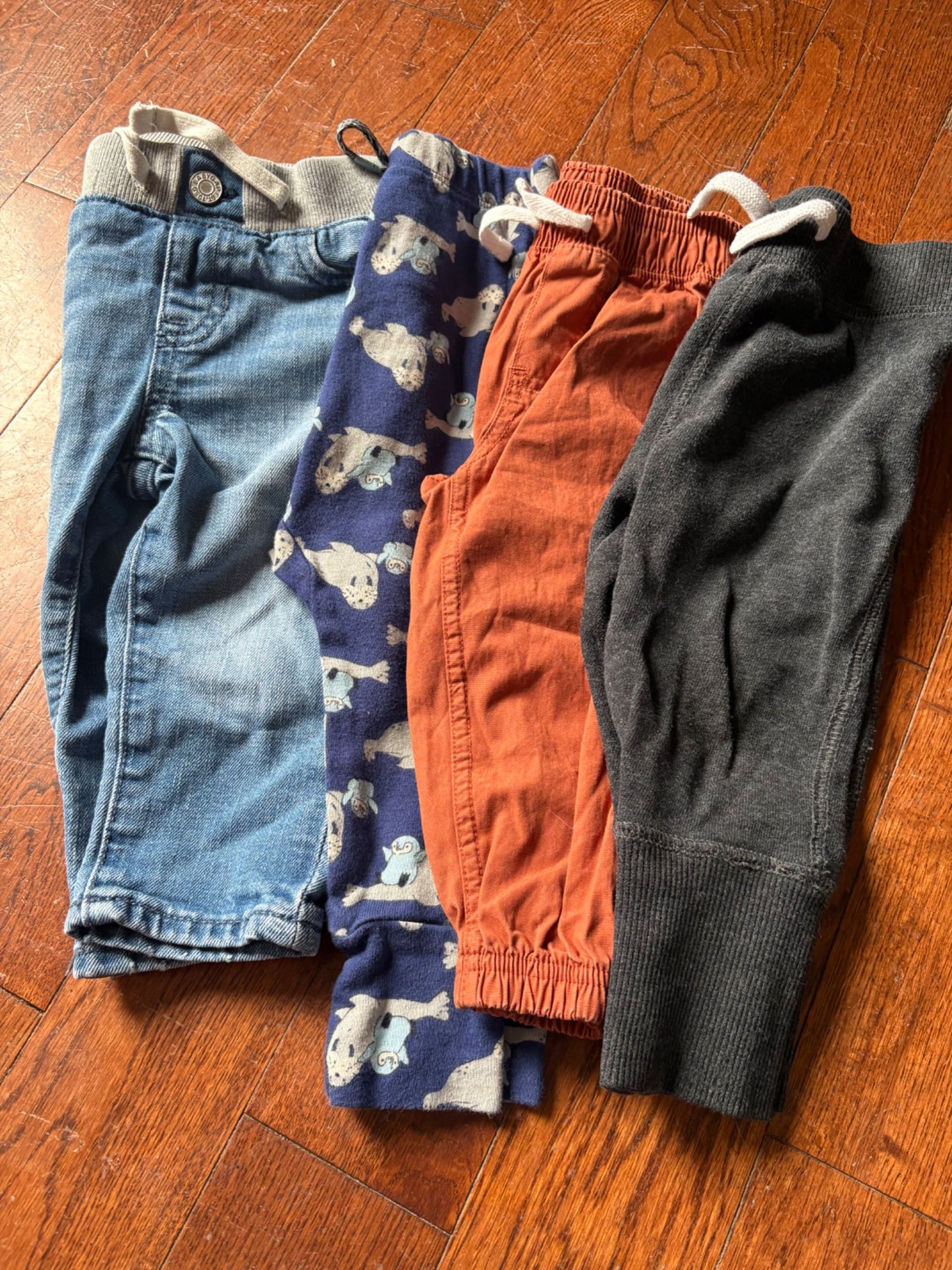 4 pants bundle 9 months , Kids 9 Month (6-9M)