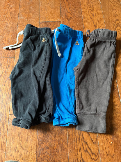 Gap/ Carters Pants 6-12 months , Kids 9 Month (6-9M)