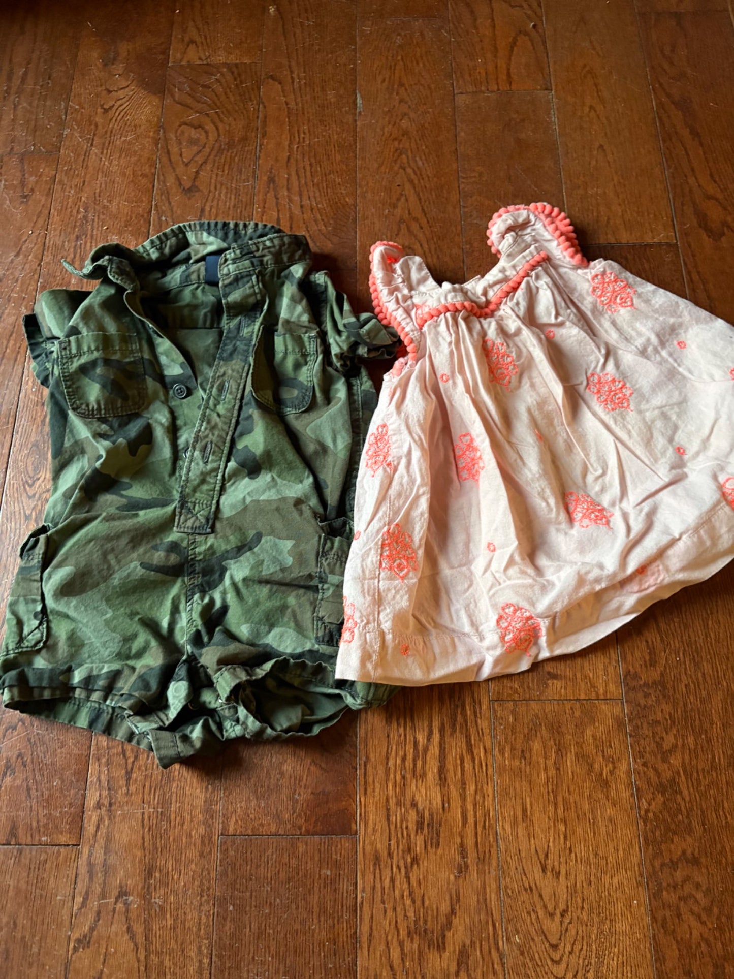Baby Gap Romper and a dress 0-3 months , Kids 3 Month (0-3M)