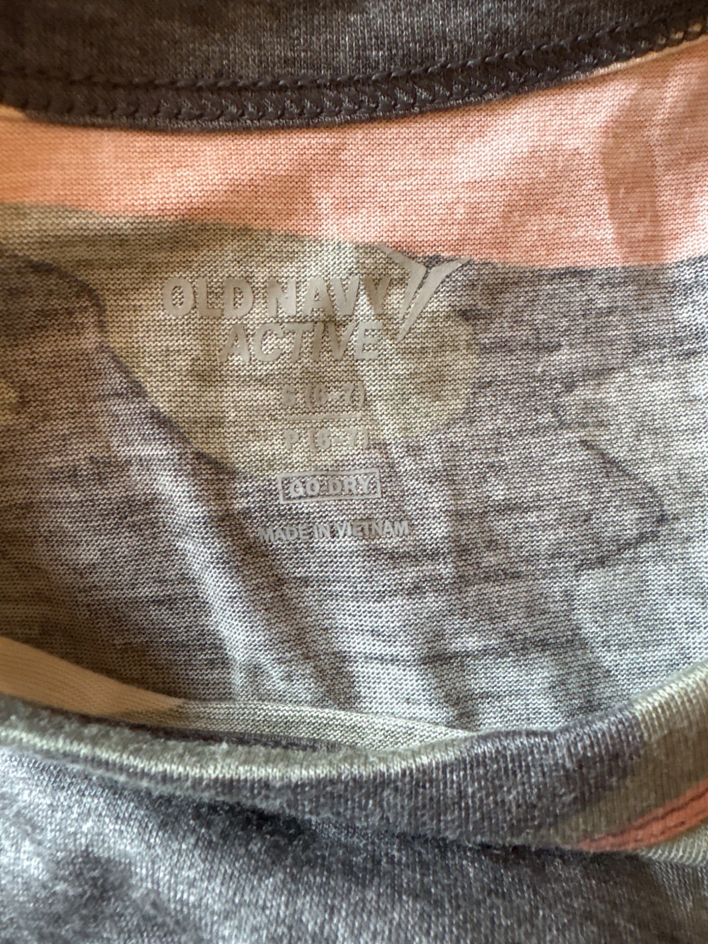 Athletic bundle Old Navy size 5T, Kids 5/5T