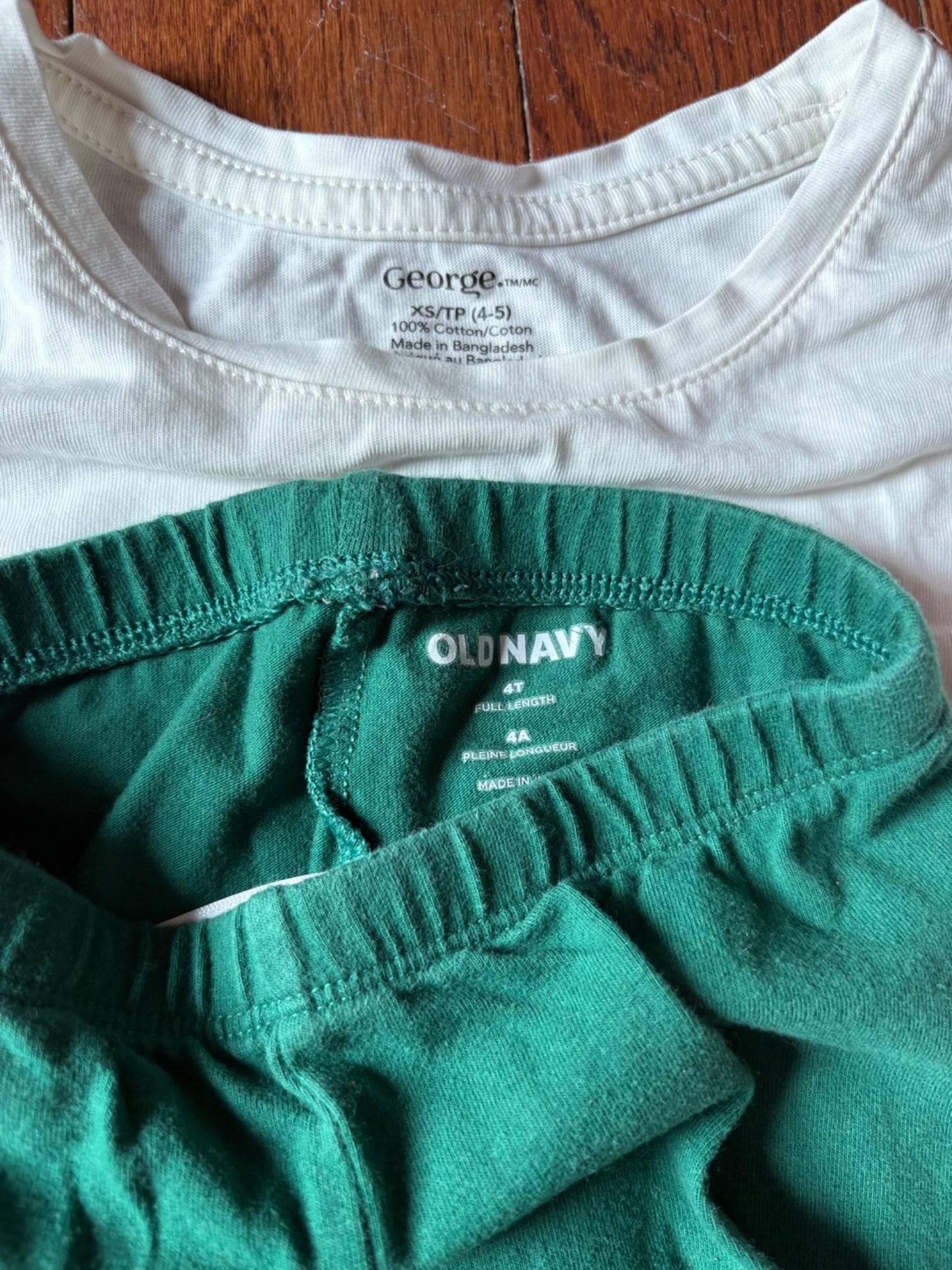 Christmas Outfit 4T, Kids 4/4T