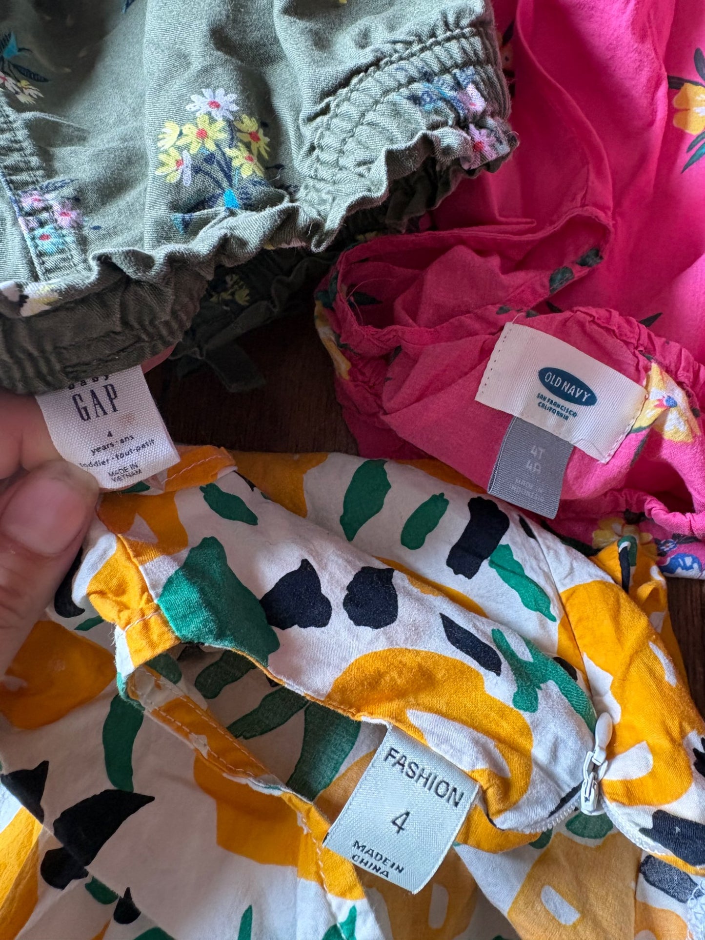 Floral Clothing Bundle size 4, Kids 4/4T