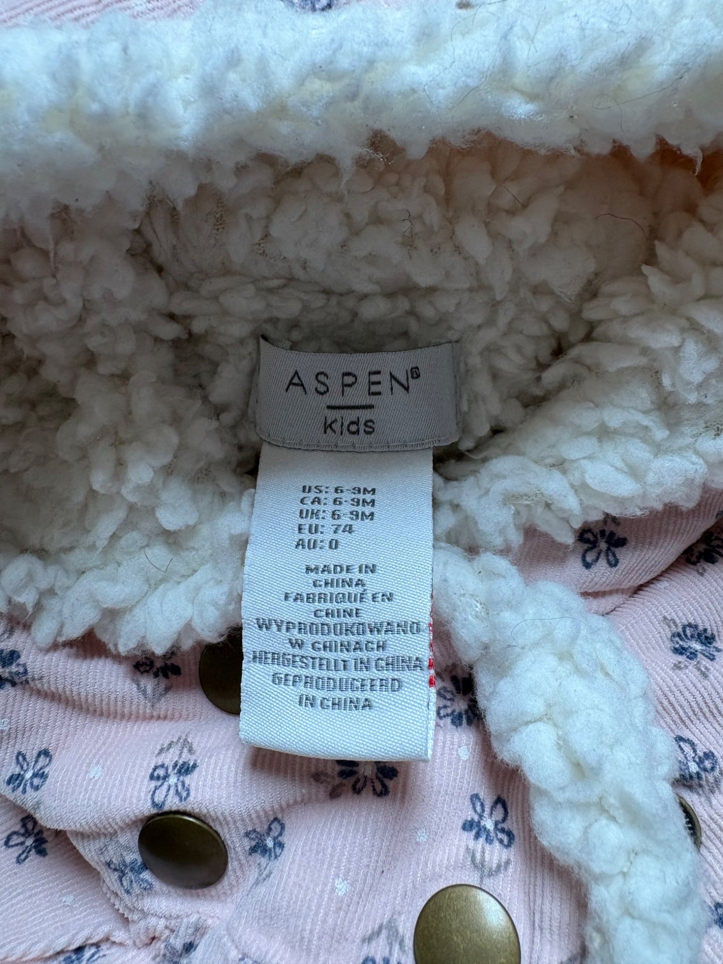 Aspen kids vest 6-9 months , Kids 9 Month (6-9M)