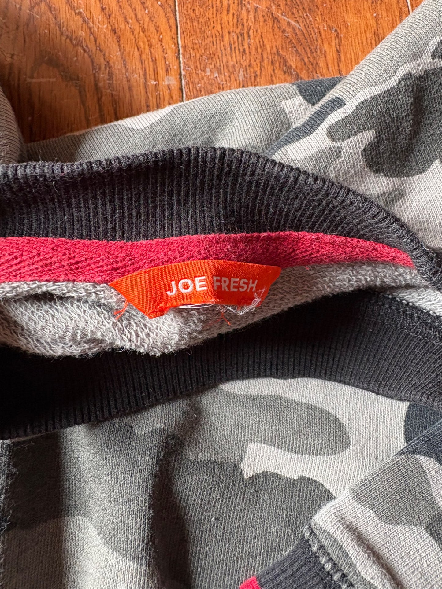 Joe Fresh Camp Sweater size 7 , Kids 7
