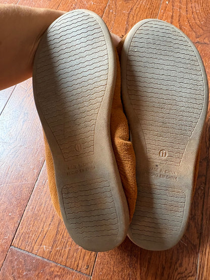 Old navy flats size 11 , Shoes 11 (Toddler:2-4yr)