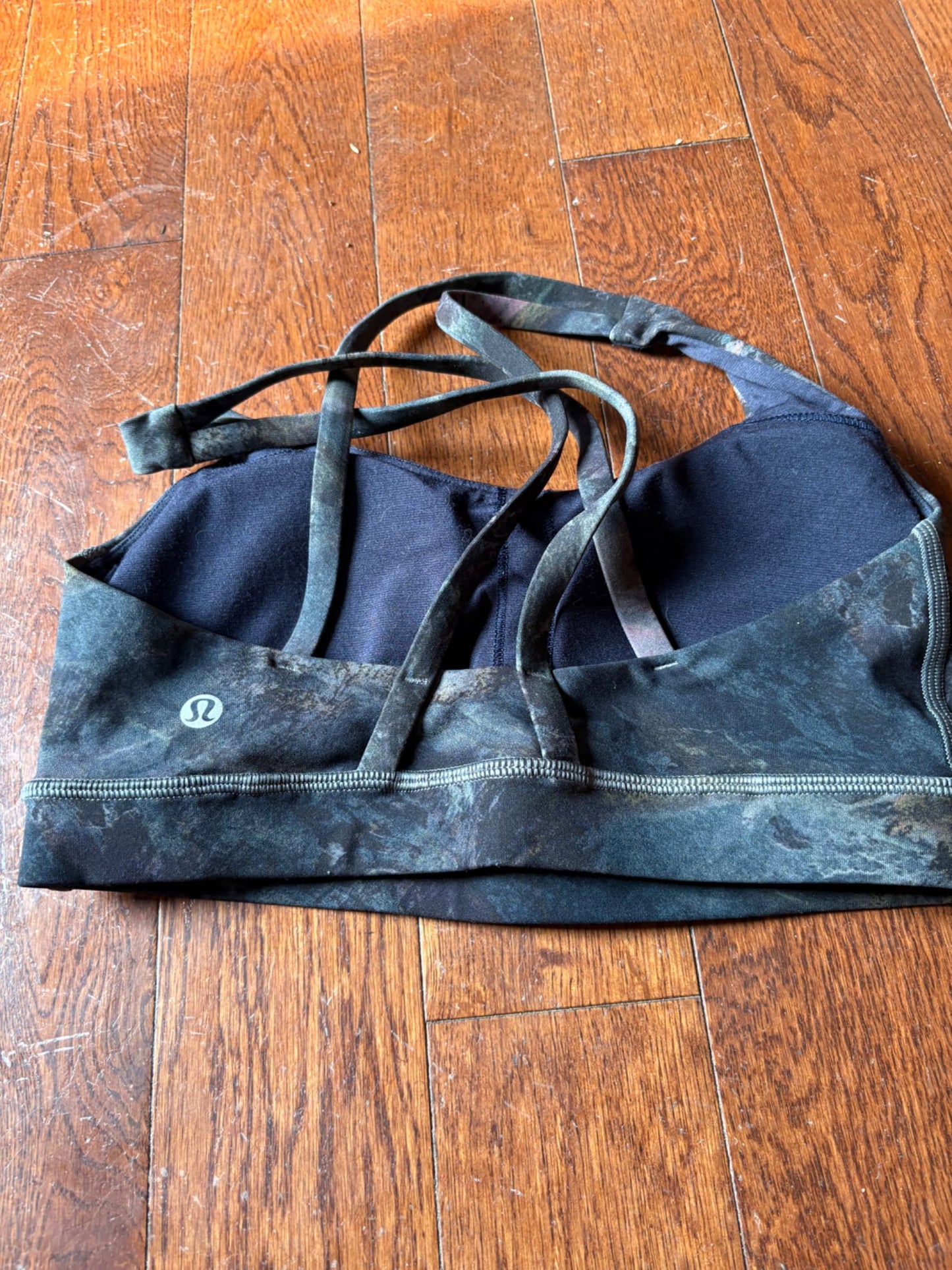 Lululemon sports bra Size 2 , Kids 14
