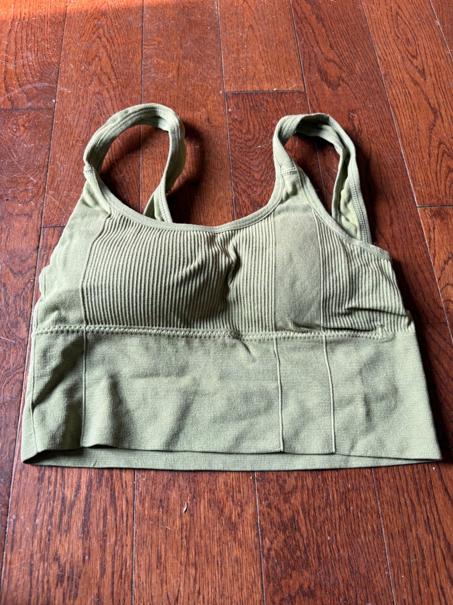 Comfy sports bra small , Maternity S (4-6)
