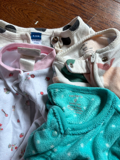 Assorted Pjs 6-12 months , Kids 9 Month (6-9M)