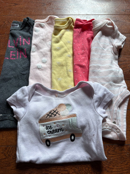 Set of 6 Onesies 3-6 months , Kids 6 Month (3-6M)