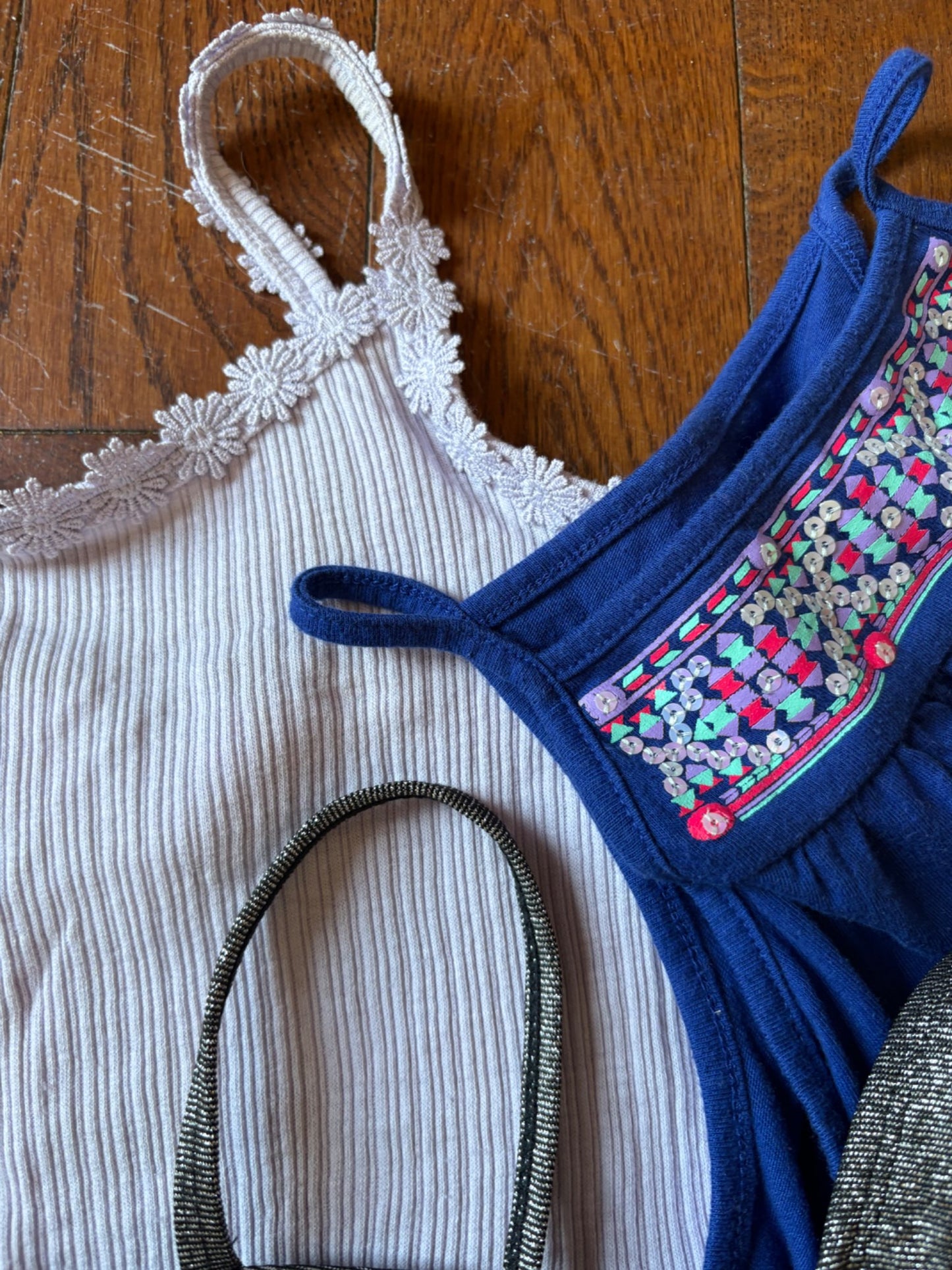 Old Navy/Childrens Place set of 3 Tank Tops size 6 , Kids 6/6X