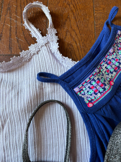 Old Navy/Childrens Place set of 3 Tank Tops size 6 , Kids 6/6X