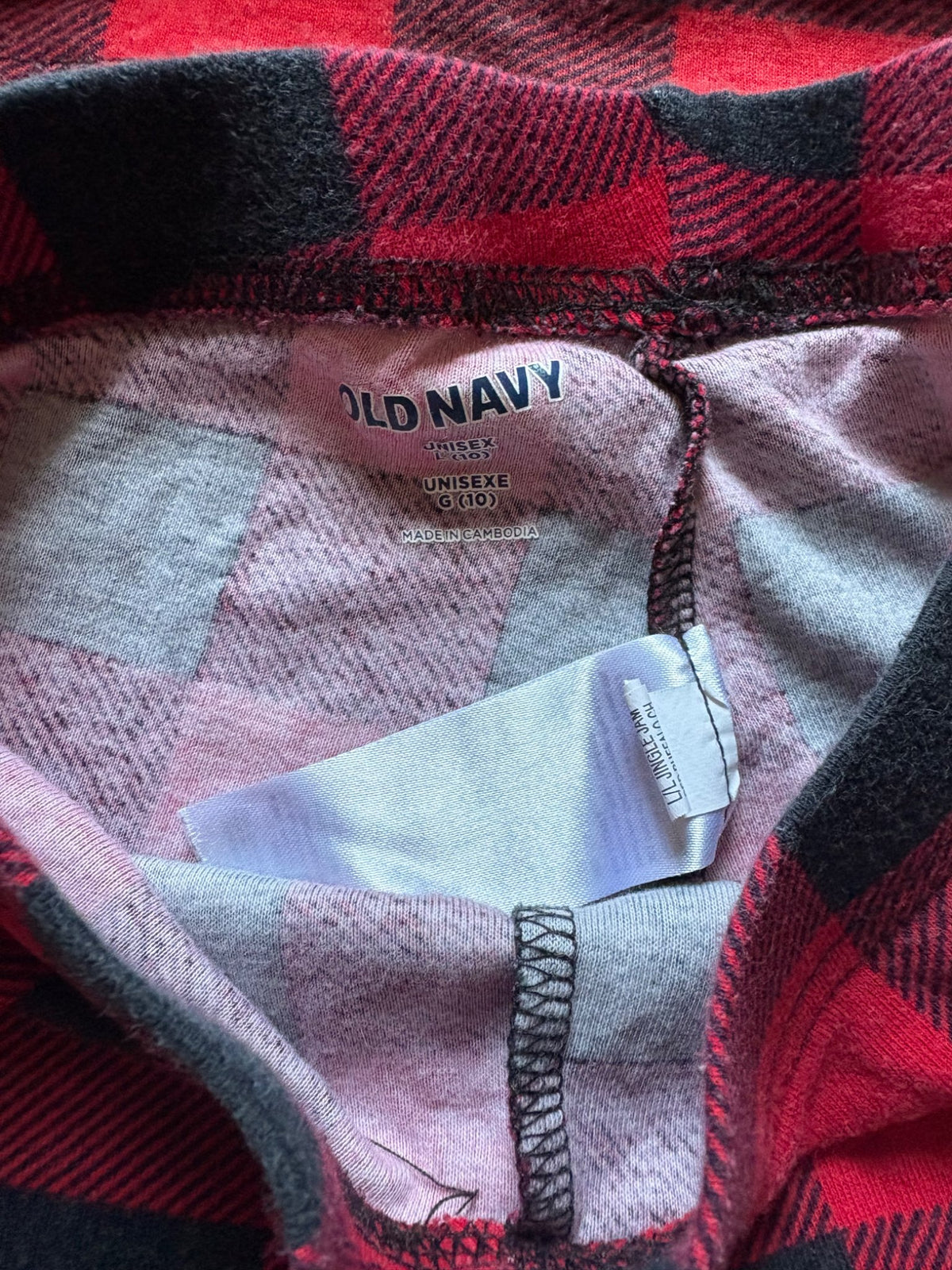 Plaid pjs size 8-10, Kids 8