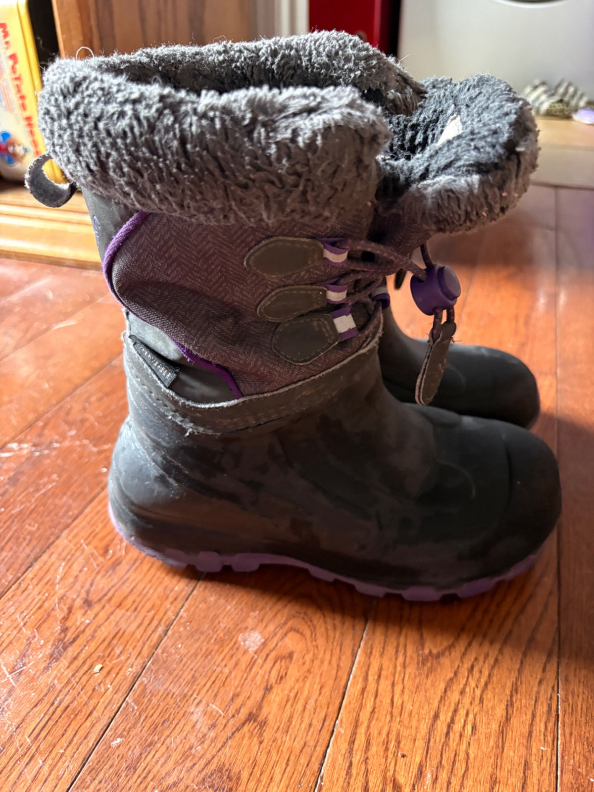 Xmtn Winter Boots size 13, Shoes 13 (Kids:4-8yr)