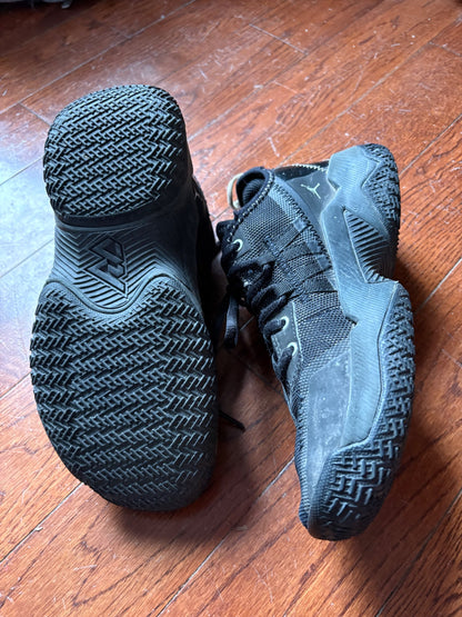 Jordan’s basketball shoes size 4Y, Shoes 4 (Big Kids:8–12yr)