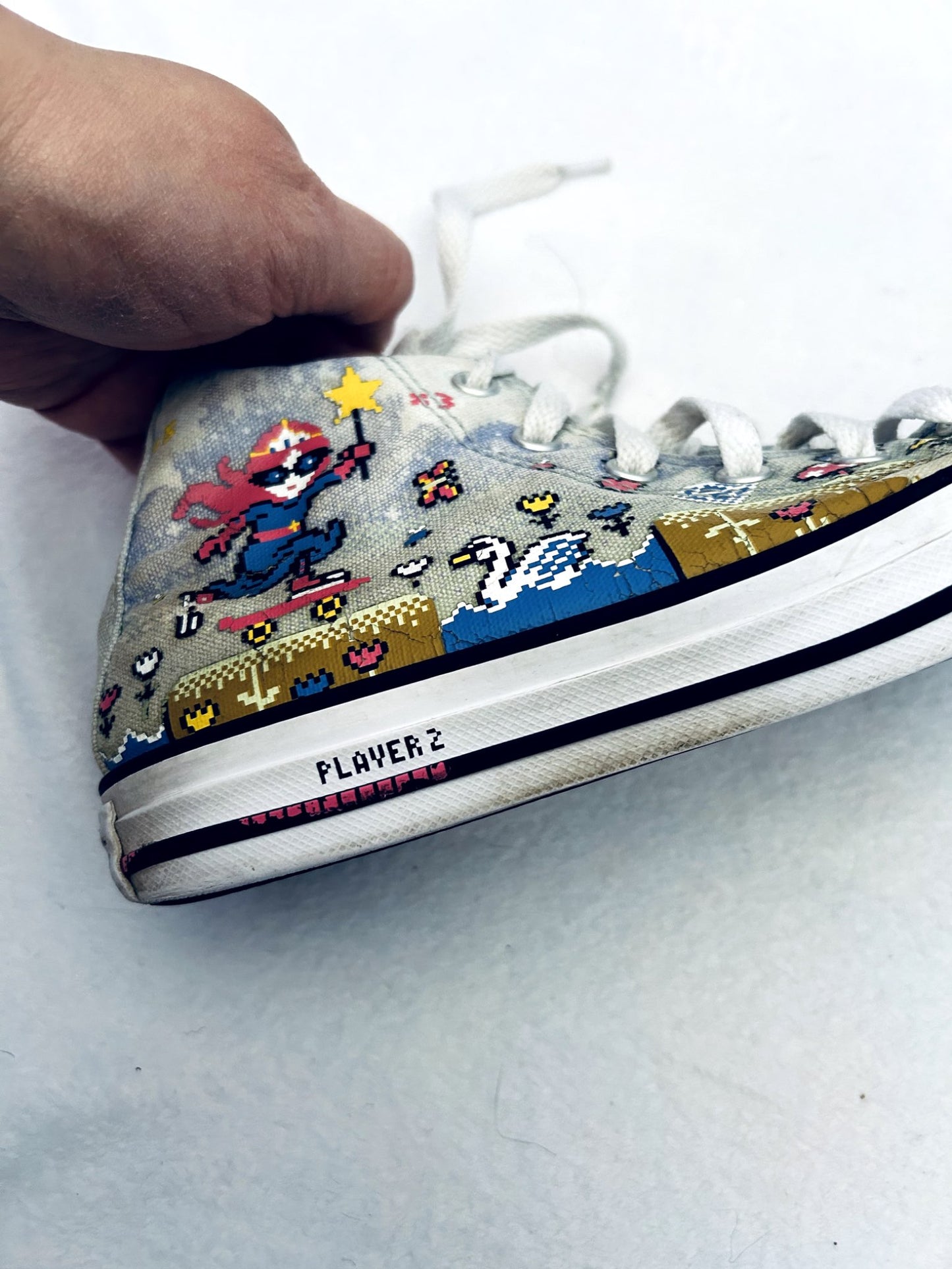 VGUC -Converse Chuck Taylor All Star Hi Gamer - Skateboarding Princess shoes, size 2Y, retails $55 new, Shoes 2 (Kids:4-8yr)
