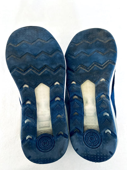 EUC - Stride Rite, Made2Play Lumi Bounce Light up Athletic Shoe, Size 3Y, retails $73 new, Shoes 3 (Kids:4-8yr)