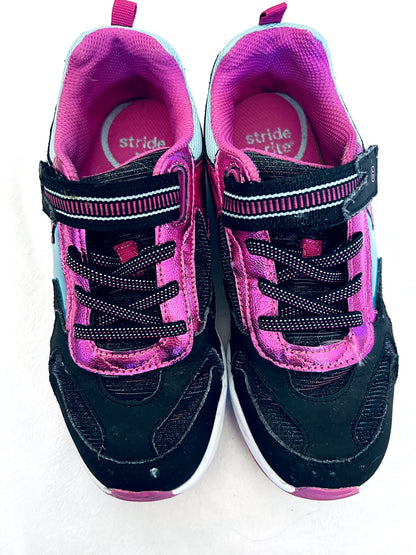 EUC - Stride Rite, Cosmic Light-up Athletic Shoe, Size 3Y, retails $72 new, Shoes 3 (Kids:4-8yr)