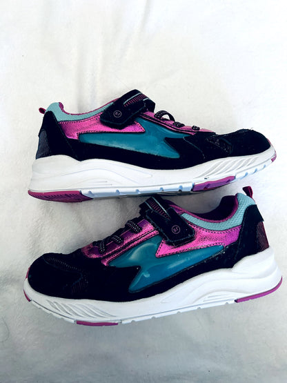 EUC - Stride Rite, Cosmic Light-up Athletic Shoe, Size 3Y, retails $72 new, Shoes 3 (Kids:4-8yr)