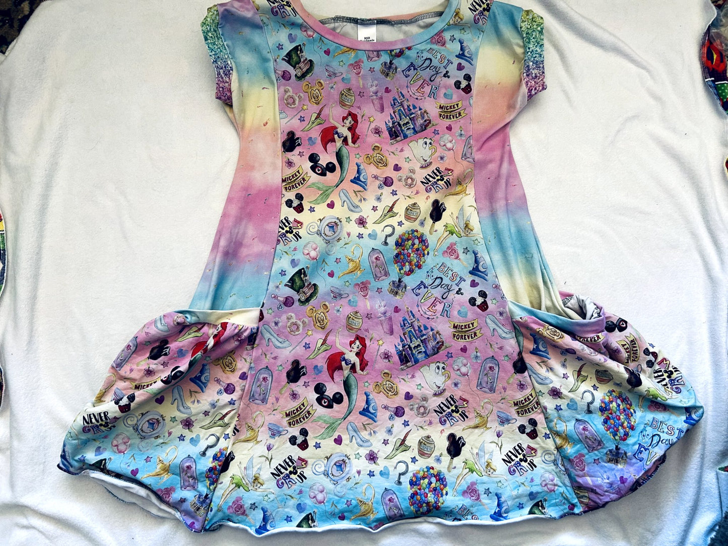 EUC - Small Shop, MSB Handmade, Pocket Dress, Disney Print, Size 7, retails $85 new, Kids 7
