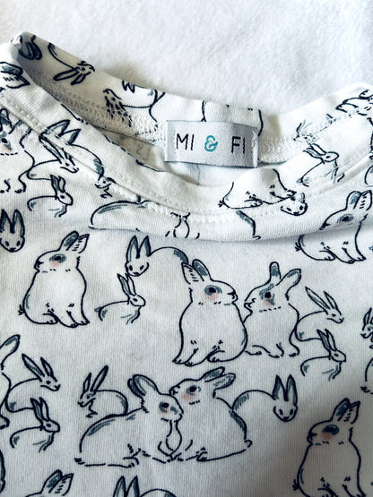 VGUC - Small Shop, Mi & Fi , Bunny print T-shirt, size 8, retails $40 new, Kids 8