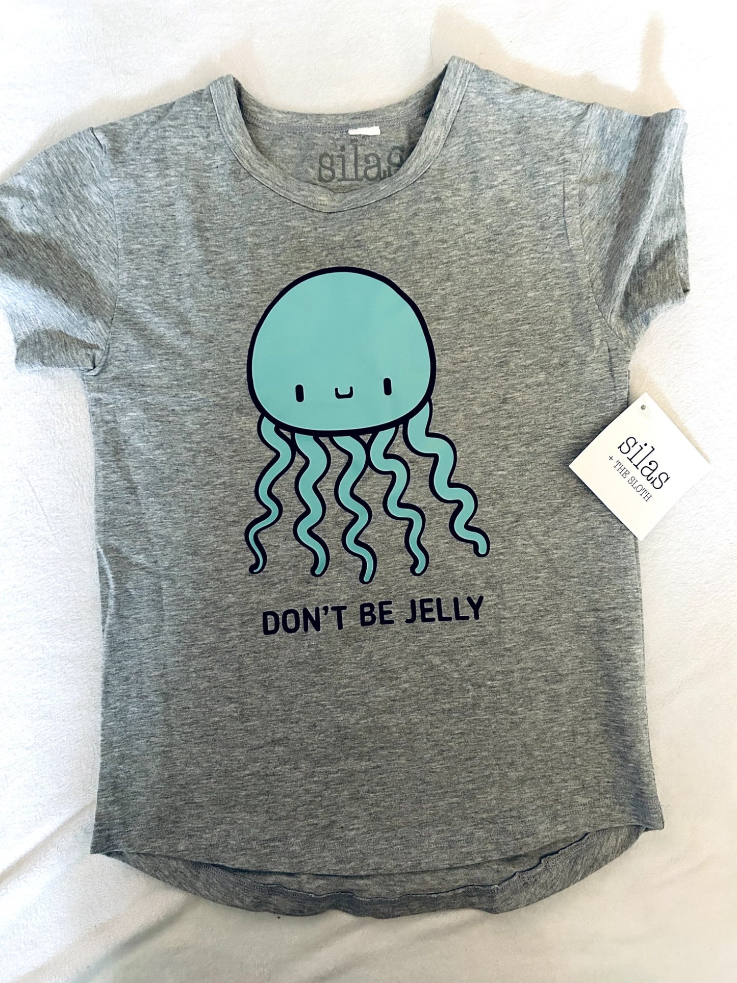 NWT - Small Shop, Silas + the Sloth, T-shirt , Jellyfish decal  , size 5, retails $40, Kids 5/5T