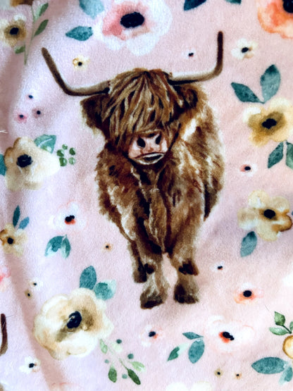 EUC - Small Shop, Vi&Jax, Fleece Pillowcase, Highland cow Print, retails $45