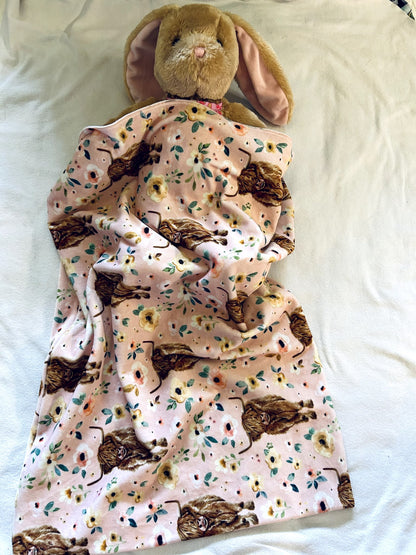 EUC - Small Shop, Vi&Jax, Fleece Pillowcase, Highland cow Print, retails $45
