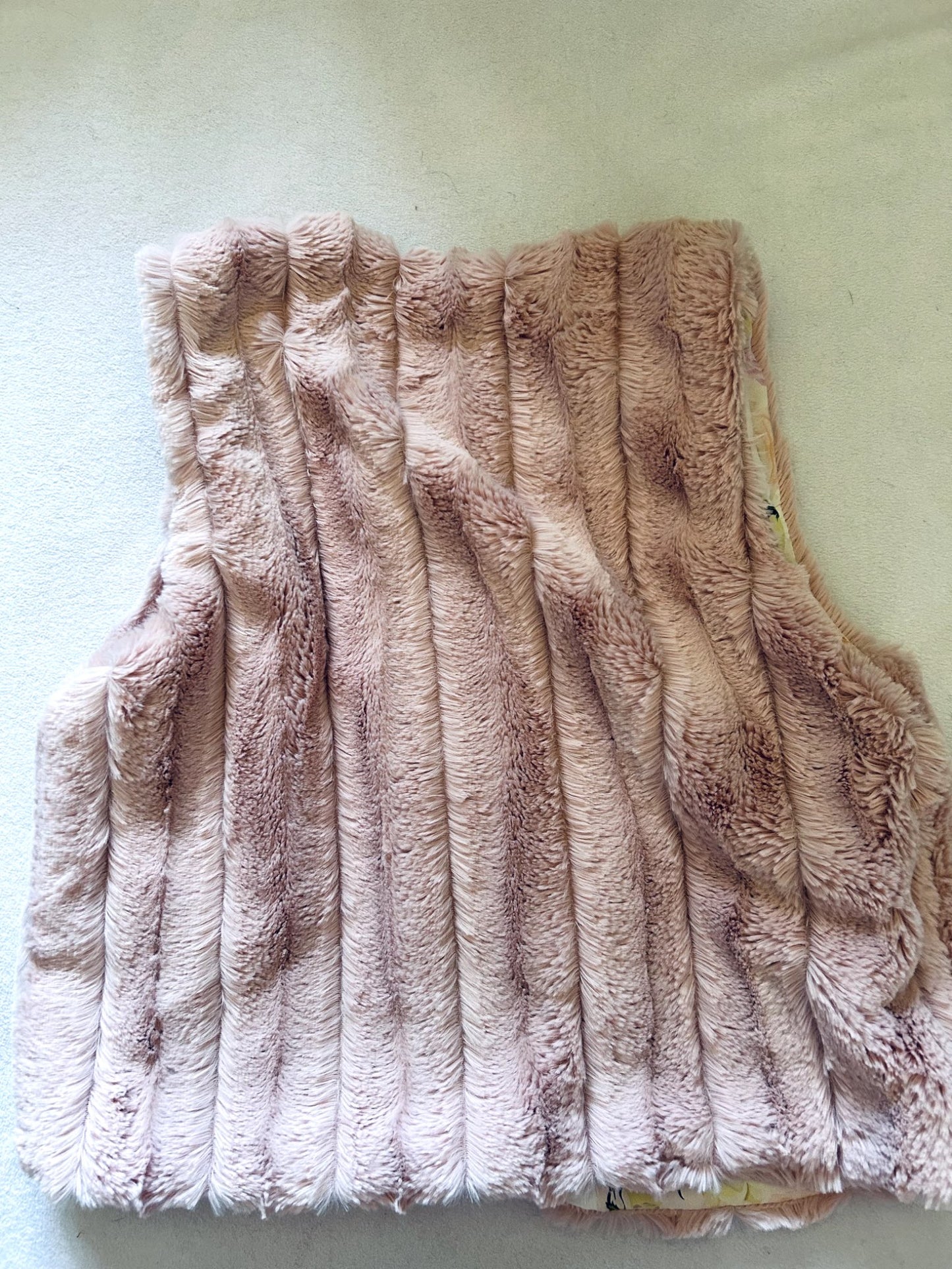 EUC - Small Shop, Vi & Jax, Pink Faux Fur Vest with floral lining & suede tie, size 10/12, Kids 10