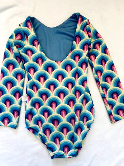EUC - Small Shop, Vi&Jax Long sleeve Swim suit, Neon Rainbow print, size 8/9 IMO, Kids 8