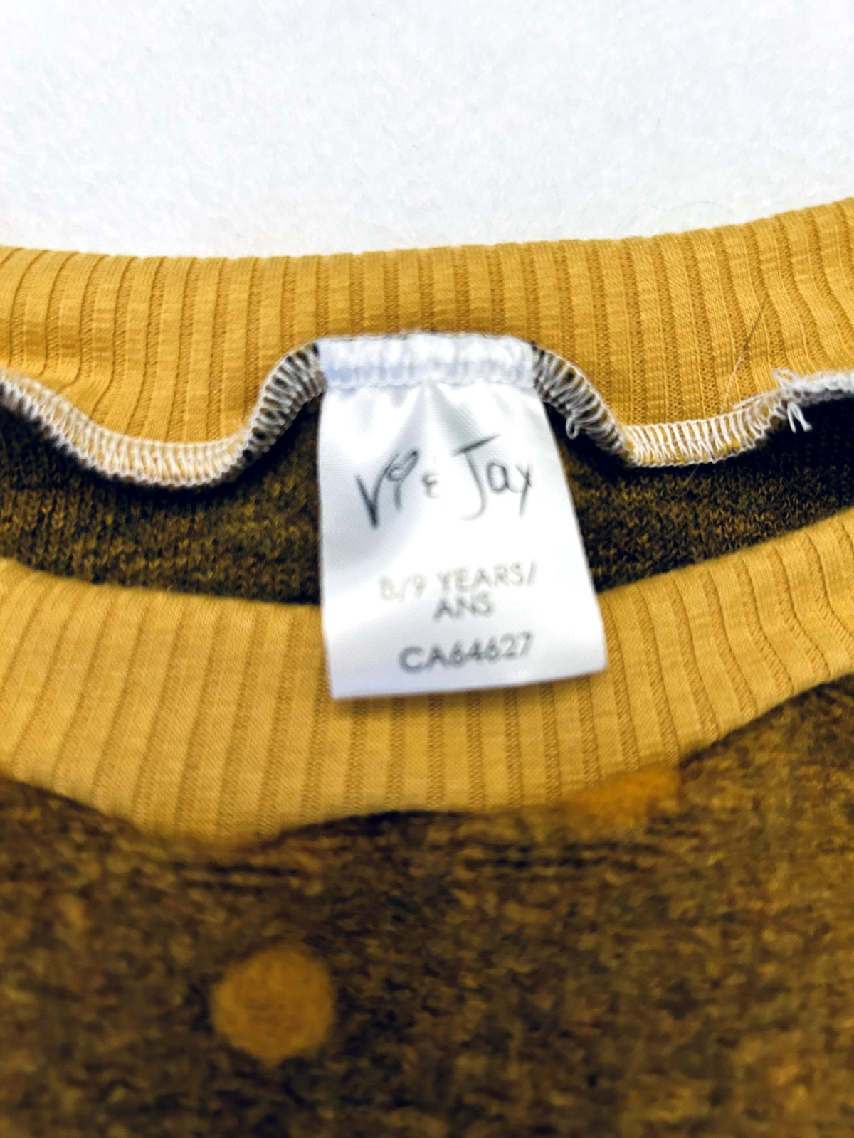NWOT - Small Shop, Vi &Jax, Cropped sweater, yellow dots, size 8/9, retails $45 new, Kids 8