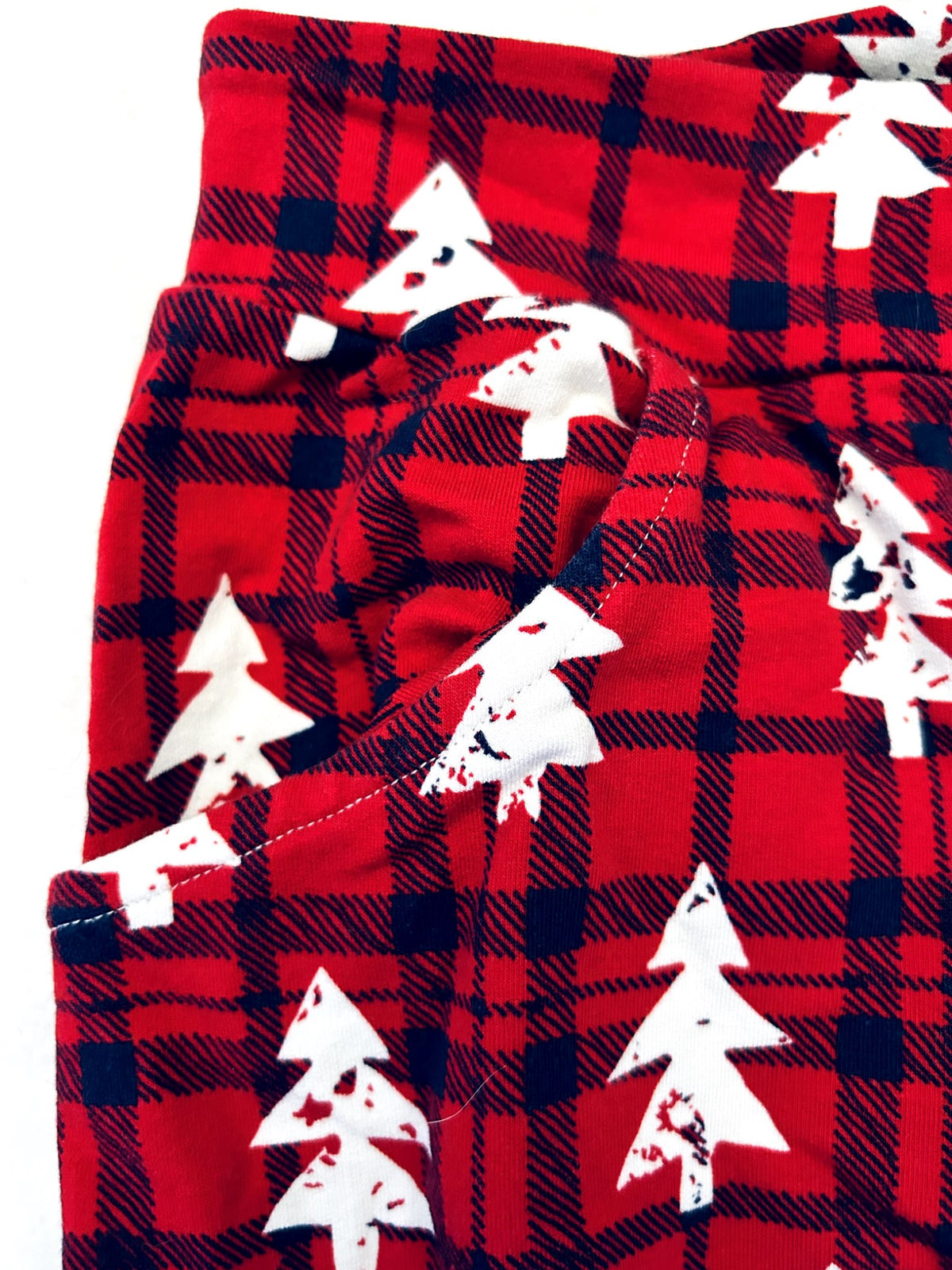 EUC - Small Shop, Finn & Grin, Joggers, Christmas tree plaid print, size 6, retails $45 new, Kids 6/6X