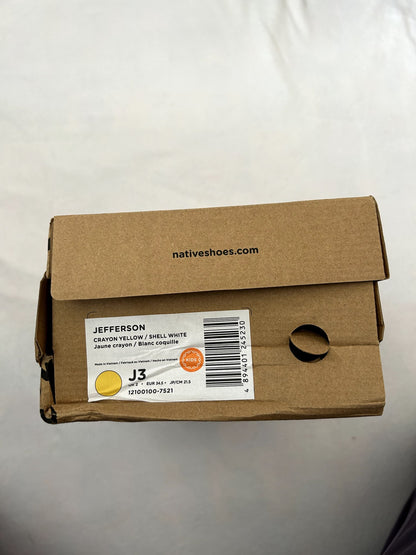 NWT - Native , Jefferson Shoe, size J3, Yellow, Retails $50, Shoes 3 (Kids:4-8yr)