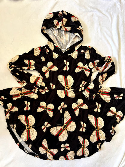 EUC - Small Shop, Vi&Jax, hooded long sleeve curved peplum, size 8/9, Kids 8
