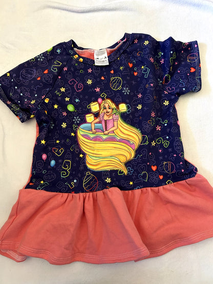 EUC - Small Shop, Bear & Roo, short sleeve peplum, Disney Rapunzel print, size 6, Kids 6/6X