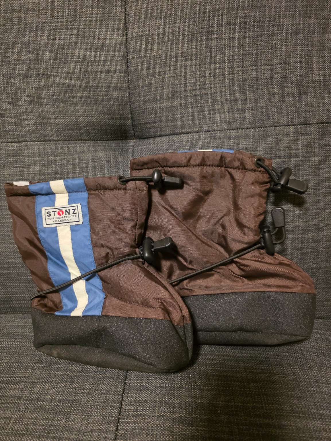 Stonz Waterproof Booties with Fleece Liner (M/L), Shoes 4.5 (Walkers:12-24 mth)