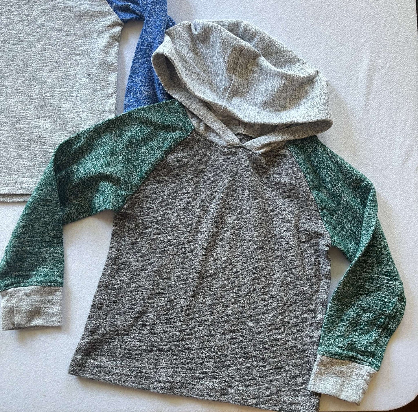 The Children's Place Light Sweatshirts, Size 2T, Kids 2T