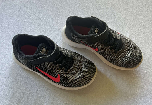 Nike Girls Runners, Black, Size 12C, Shoes 12 (Toddler:2-4yr)
