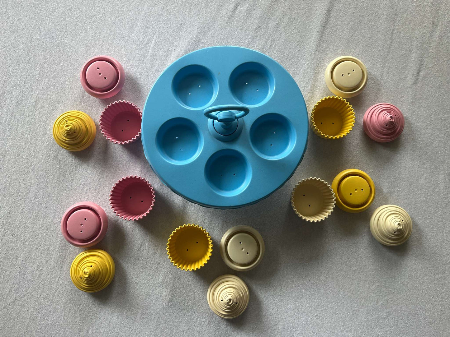 Green Toys Cupcake Set