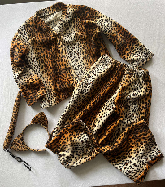 Cheetah Costume with ears and tail, size 4-6, Kids 6/6X (extra small)