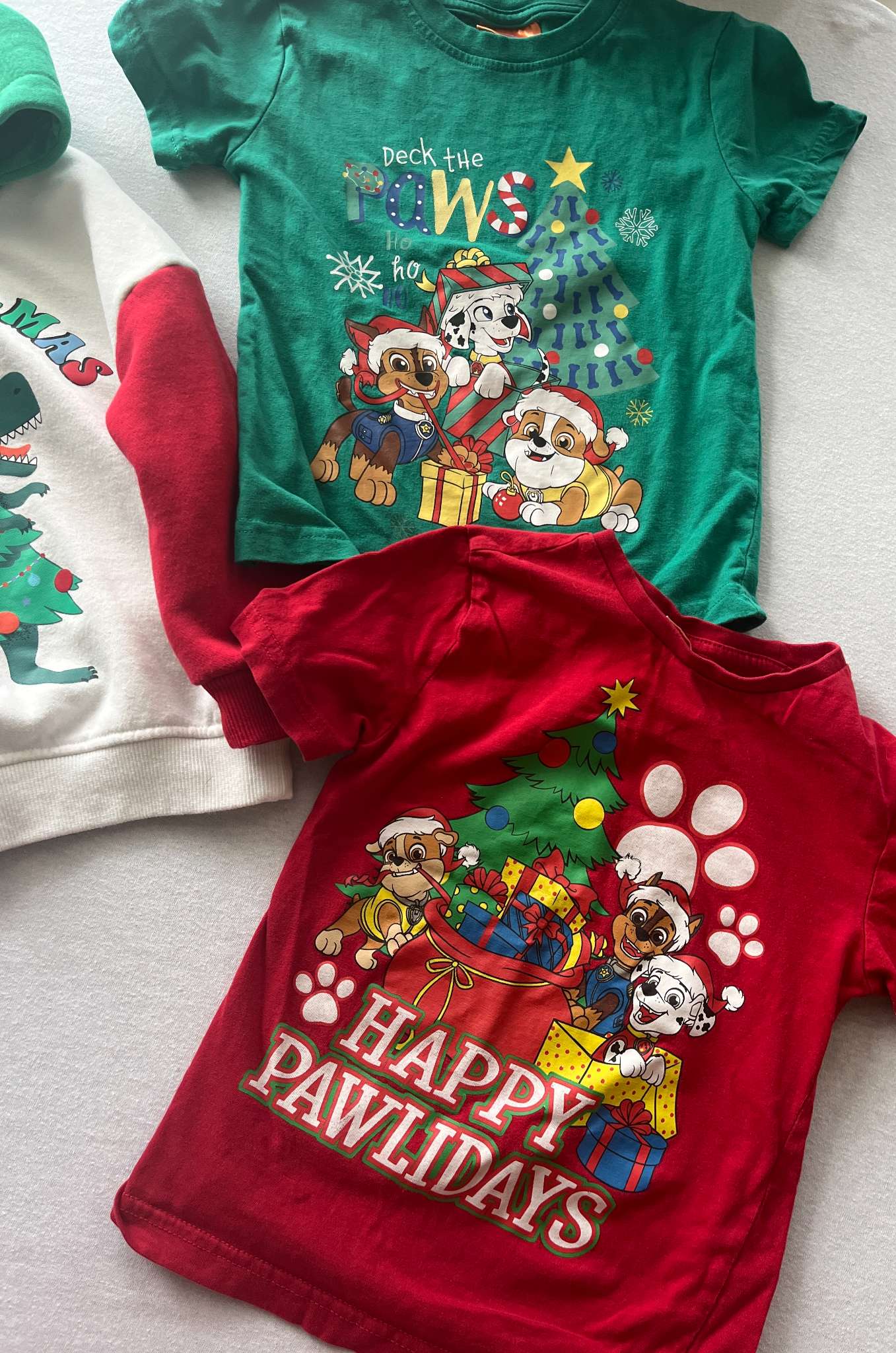 Christmas Tops Bundle, Dinosaur Sweatshirt & 2 paw patrol t-shirts, Size 3-5, Kids 4/4T