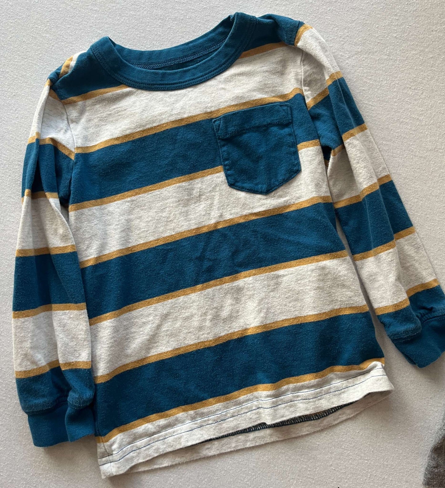 Long Sleeve Bundle, 2 T-Shirts and 1 Sweatshirt, Size 3, Kids 3T