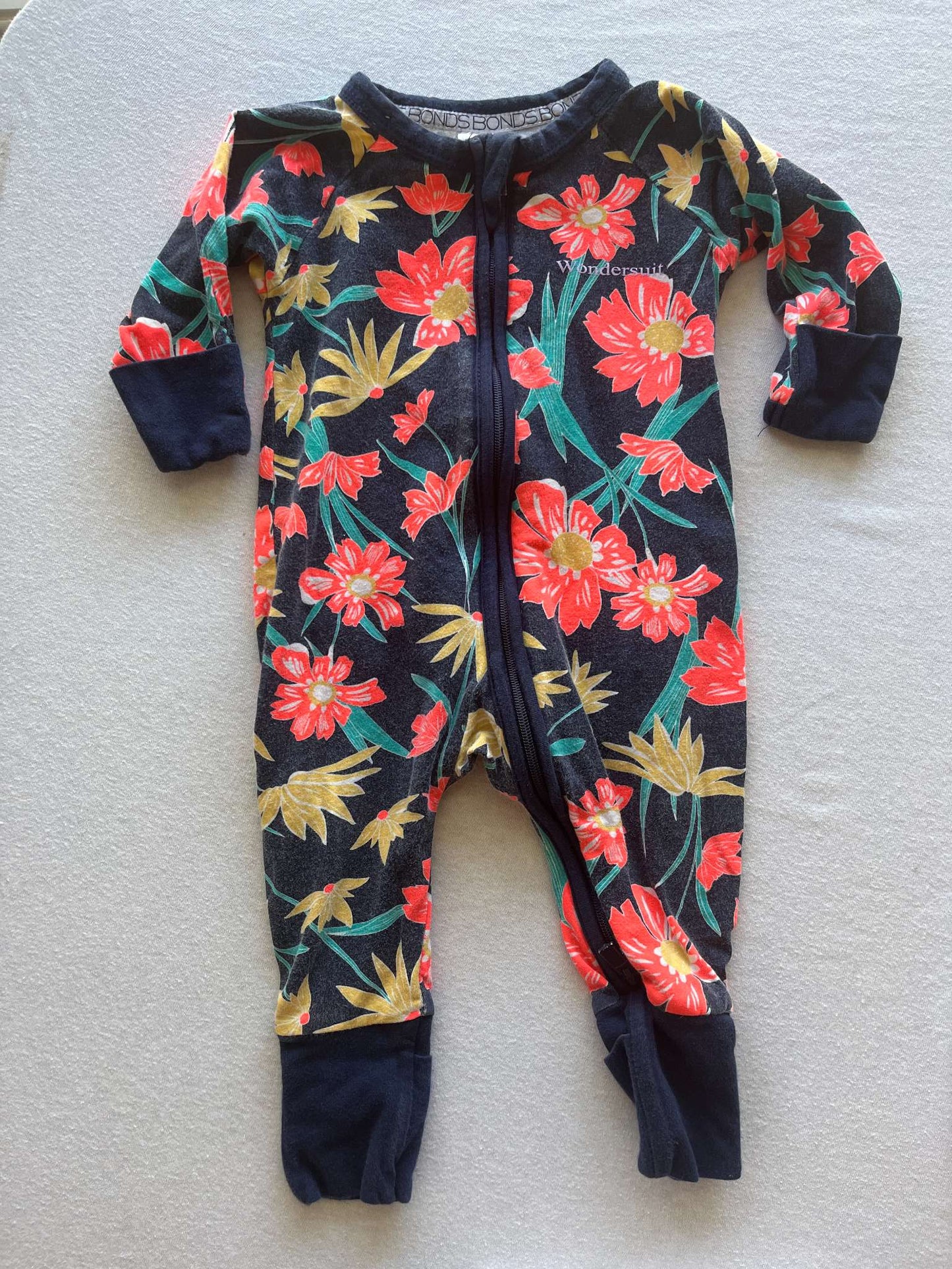 Size 0-3 month bundle, 2 pajamas and a sleepsack. AMAZING QUALITY BRANDS!, Kids 3 Month (0-3M)