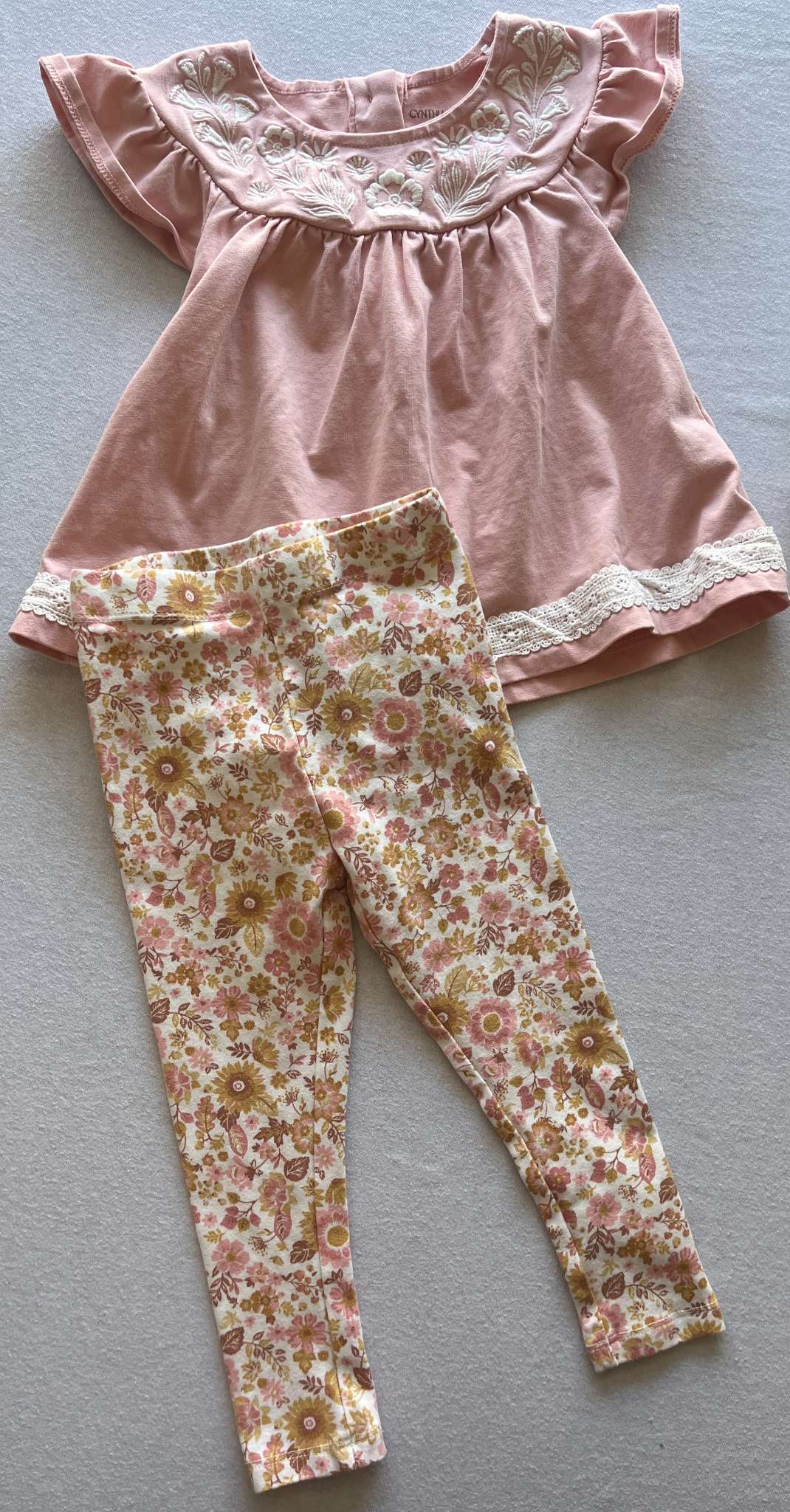 9-12 month Baby Girl Outfit Bundle, 2 Outfits (Disney & Cynthia Rowley), Kids 12 Month (9-12M)