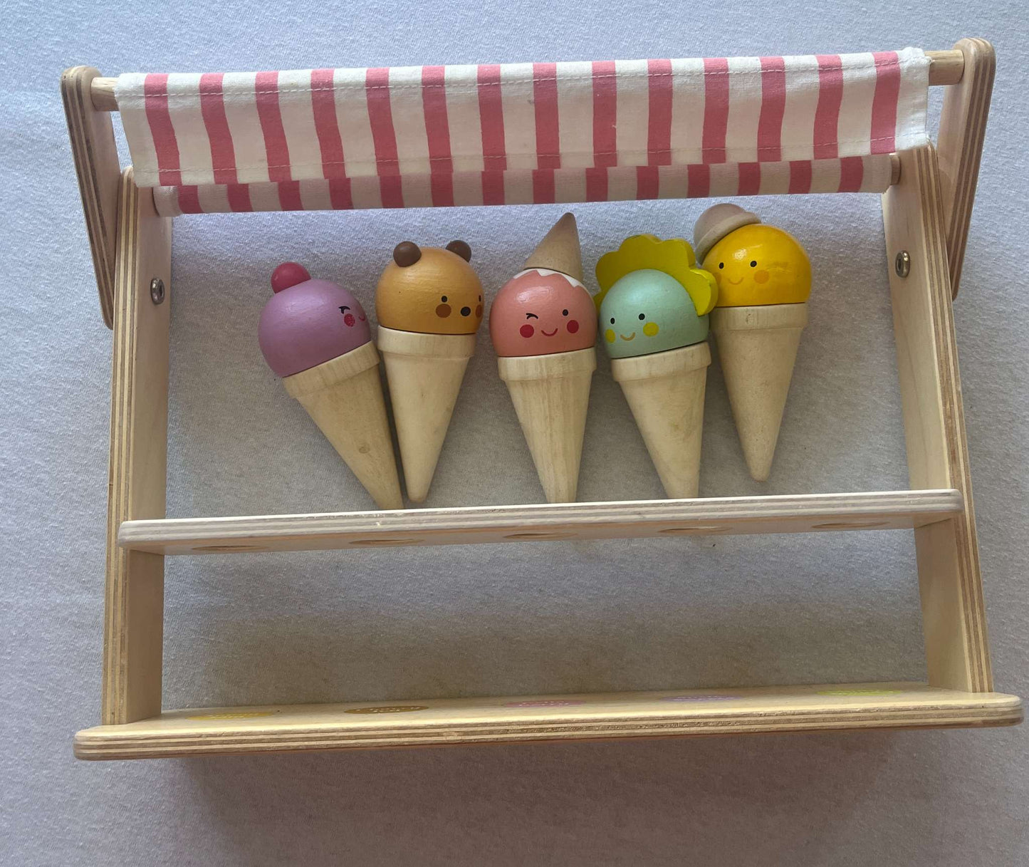 Tender Leaf Toys - Scoops and Smiles - Ice Cream Toy Shop, MSRP $55.00