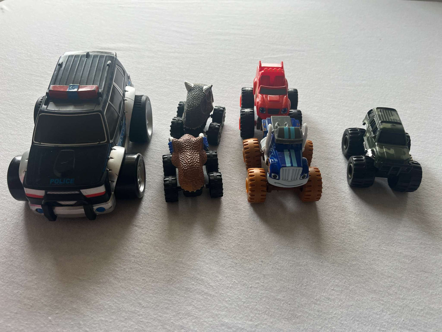 Monster Truck Bundle, 6 trucks