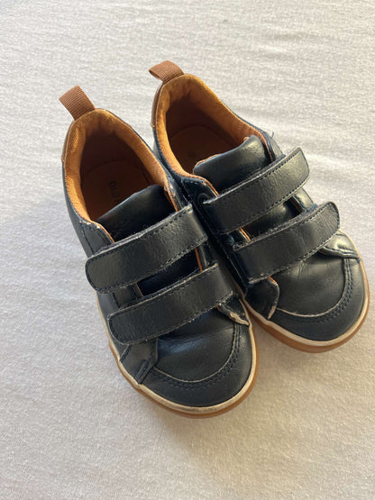 Old Navy Dress Shoes, Size 8, Shoes 8 (Toddler:2-4yr)
