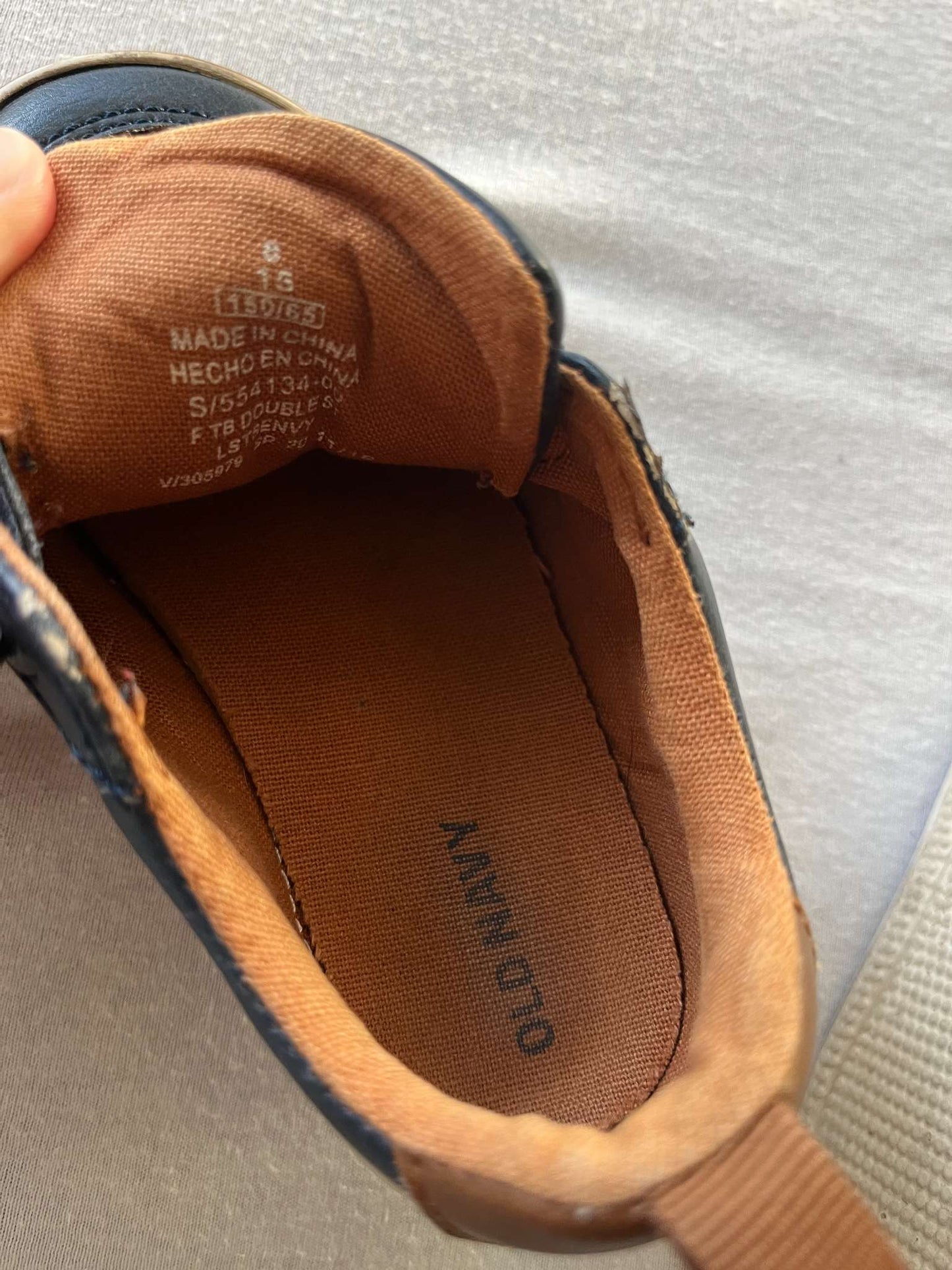 Old Navy Dress Shoes, Size 8, Shoes 8 (Toddler:2-4yr)